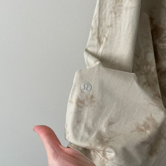 Lululemon 2021 5 Year Basic Tee *Earth Dye Crew Neck Shirt Earth Dye Sand Tan XL - Picture 7 of 7